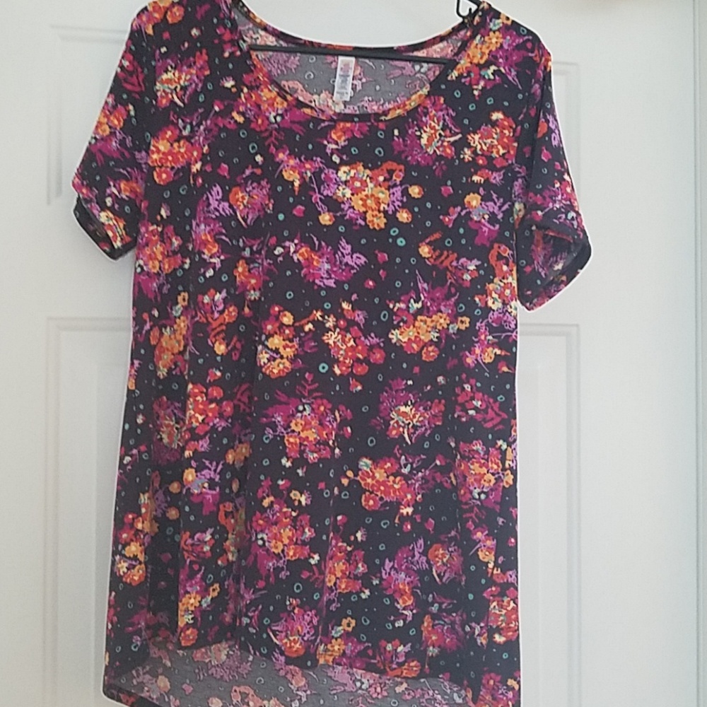 Lularoe Floral Classic Tee